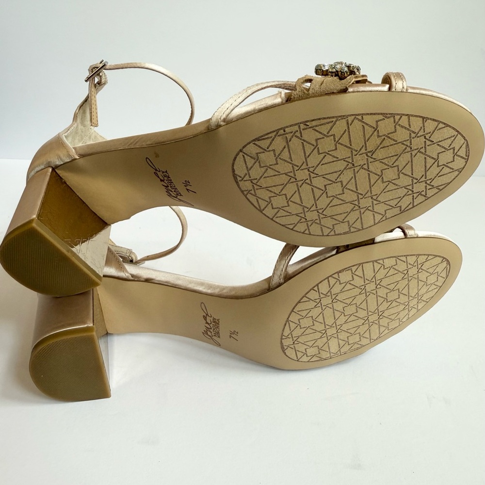 Jewel Badgley Mischka Giona Embellished Evening Sandals Size 8 New in Box - Picture 3 of 8